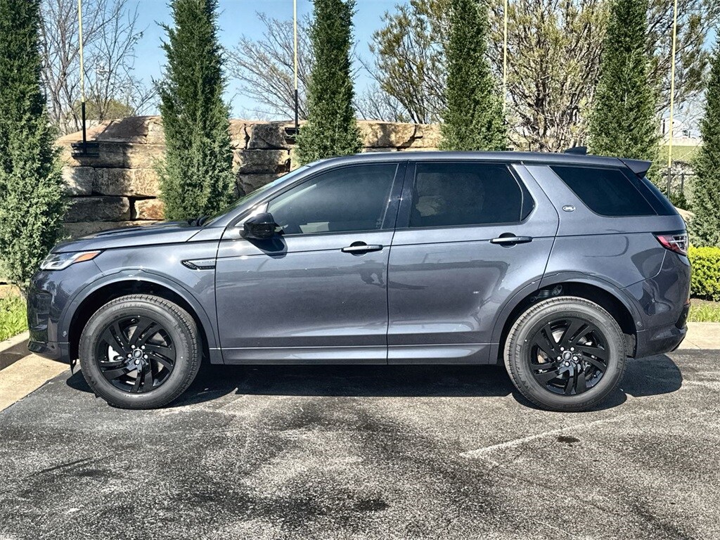 2025 Land Rover Discovery Sport S photo 2