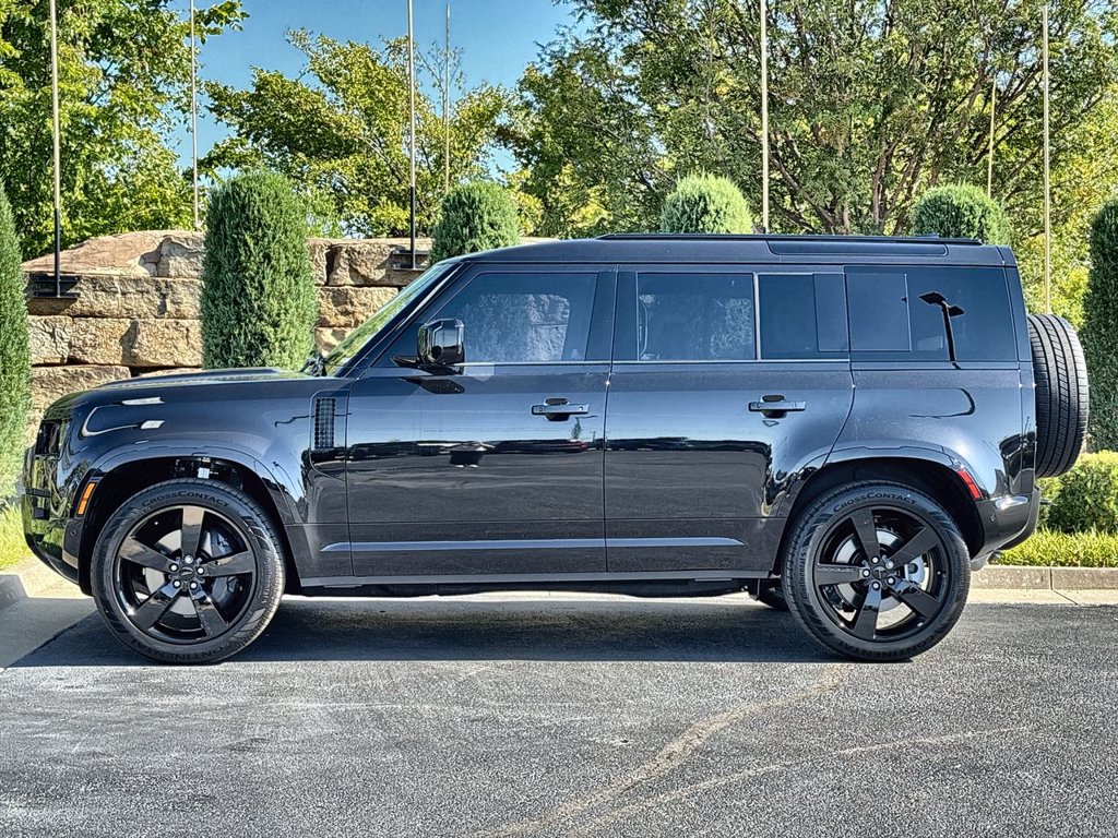 New 2026 Land Rover Defender 110 400PS X-Dynamic SE SUV