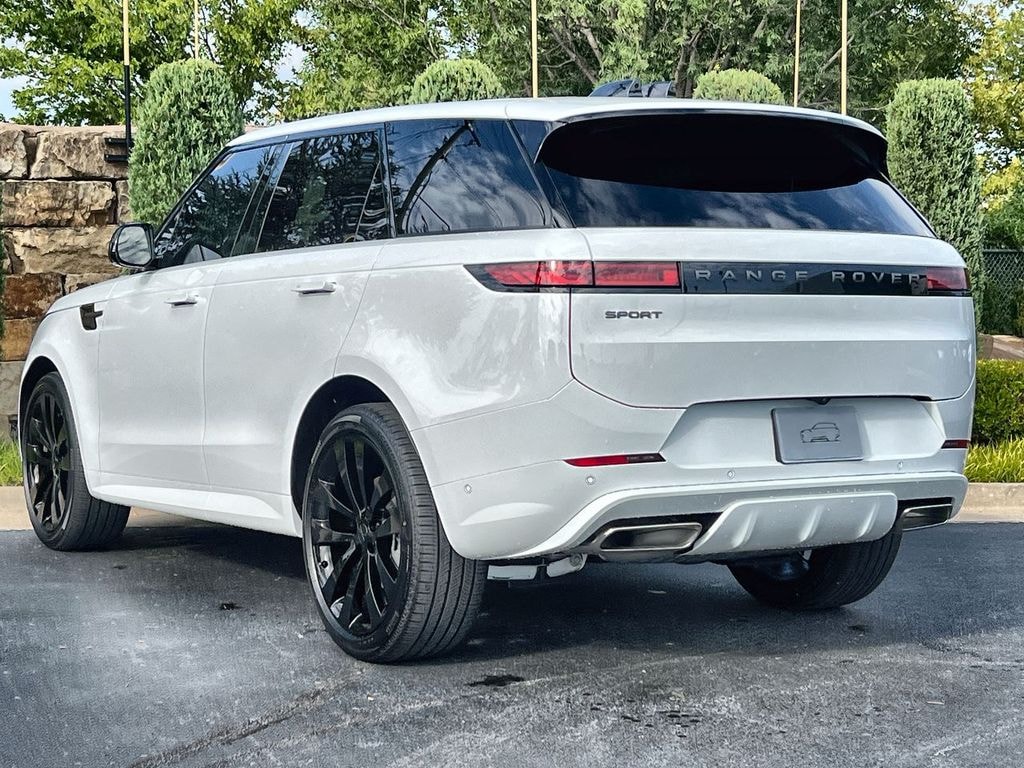 New 2026 Land Rover Range Rover Sport Dynamic SE SUV