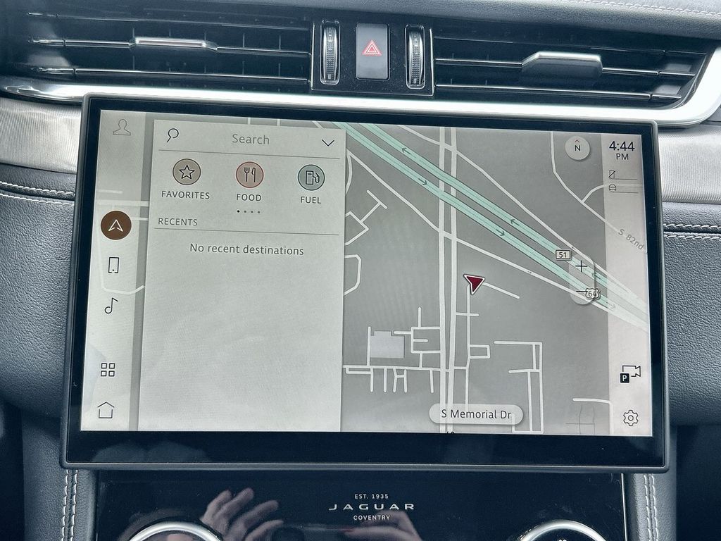 2025 Jaguar F-PACE R-Dynamic S - Photo 24