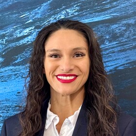 Staff member Erika Olivares from ID_12e3c7bf1204