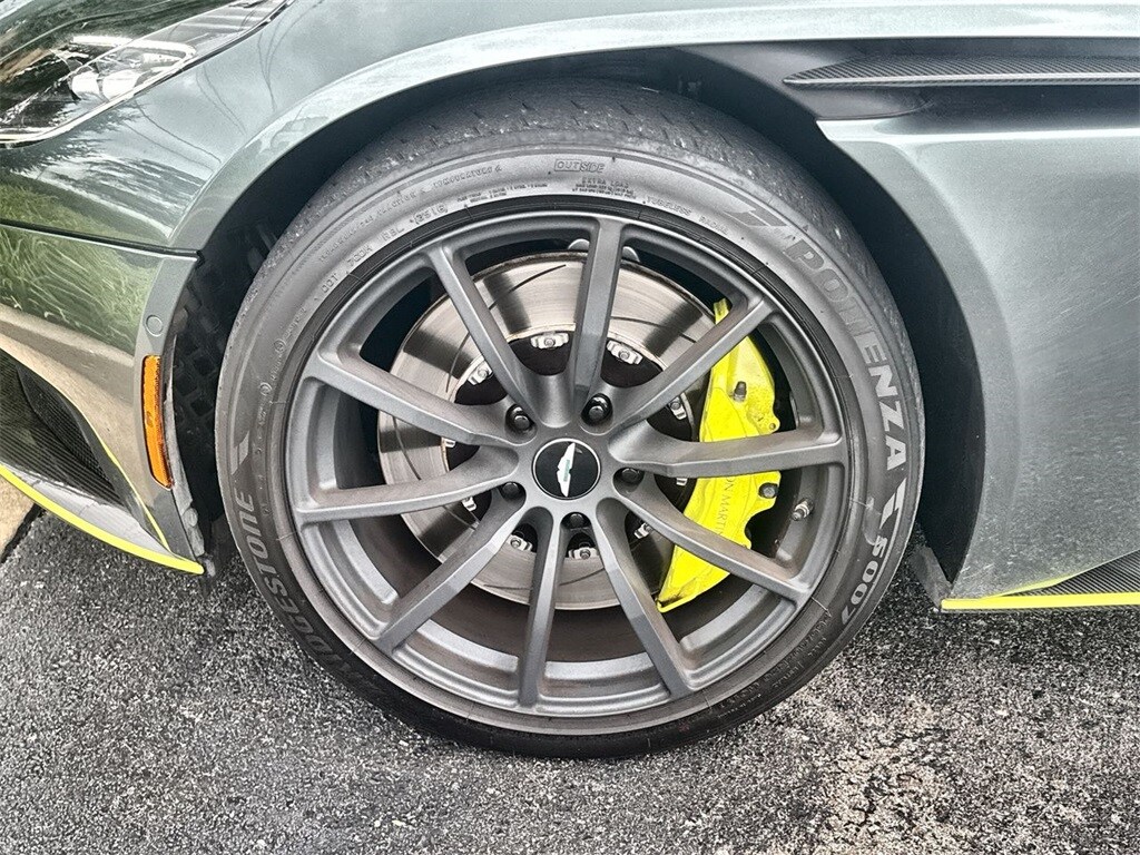 2019 Aston Martin DB11 AMR photo 3