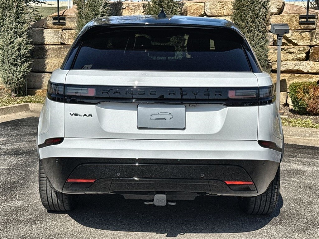 2025 Land Rover Range Rover Velar SE photo 4