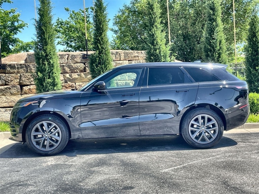 Certified 2024 Land Rover Range Rover Velar Dynamic SE with VIN SALYL2EX4RA368337 for sale in Tulsa, OK