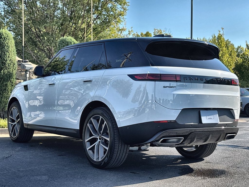 New 2027 Land Rover Range Rover Sport SE 360PS Auto SUV