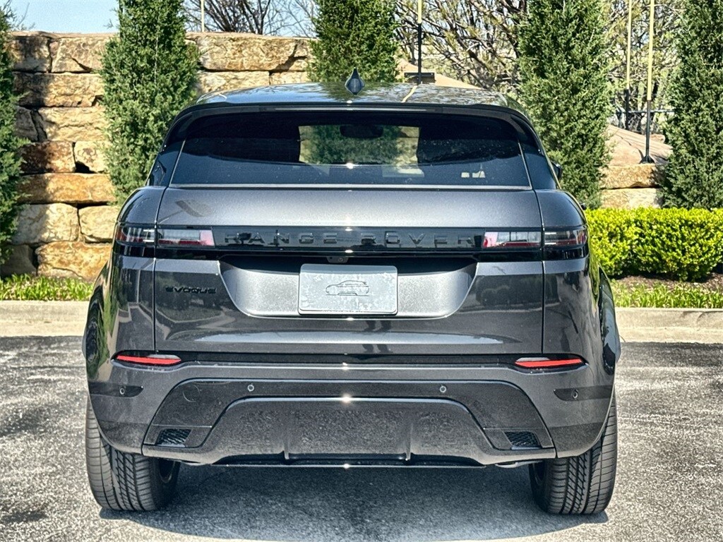 2024 Land Rover Range Rover Evoque photo 2