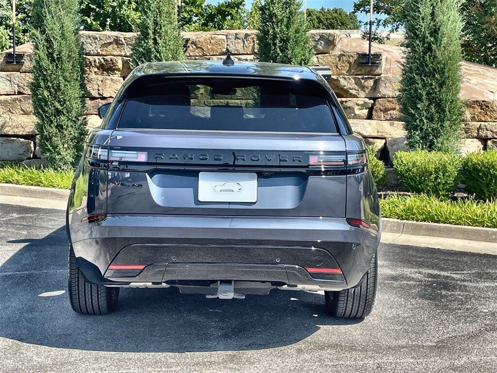 2025 Land Rover Range Rover Velar photo 4