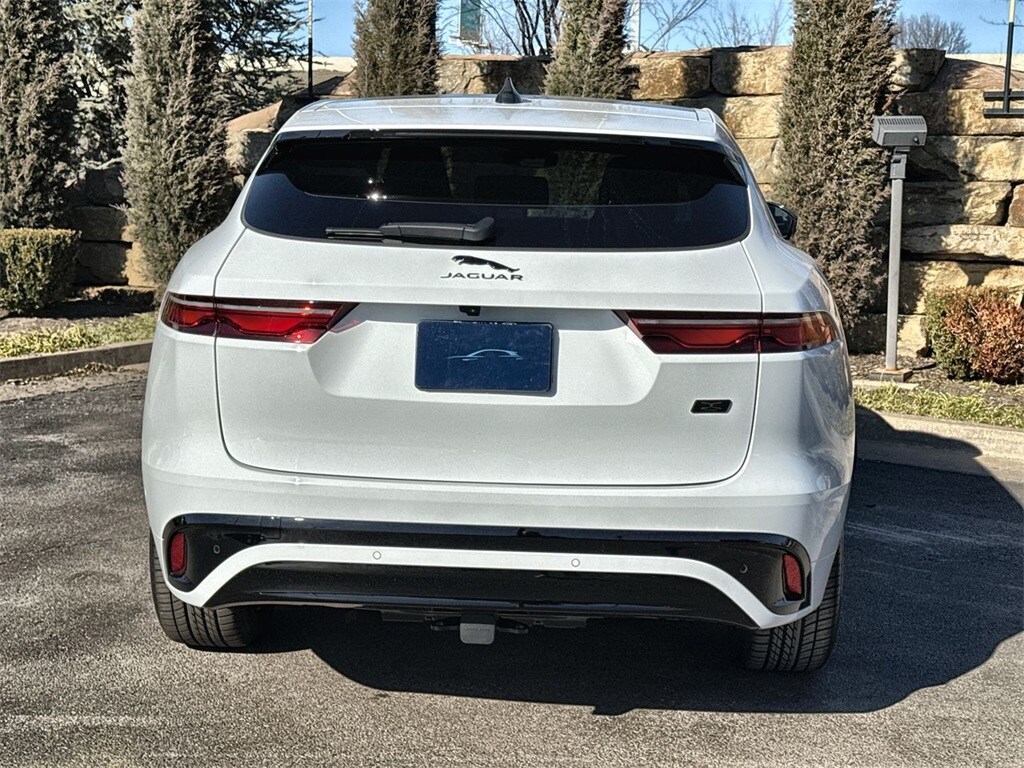 2026 Jaguar F-PACE P250 R-Dynamic S photo 2