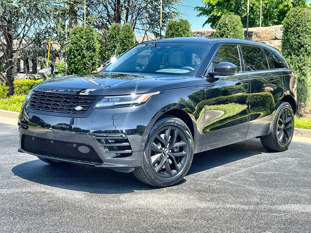 2026 Land Rover Range Rover Velar P250 Dynamic SE's photo
