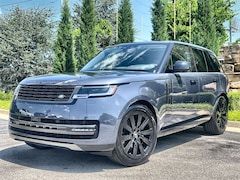 2025 Land Rover Range Rover SE SUV