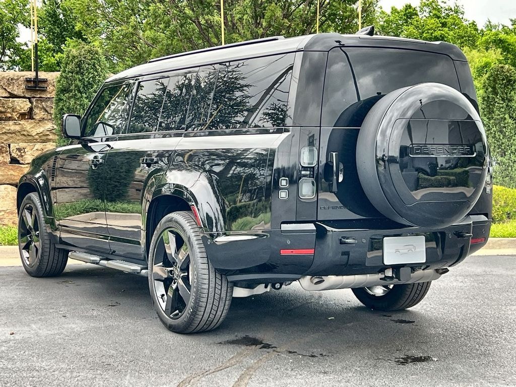 New 2026 Land Rover Defender 130 400PS X-Dynamic SE SUV