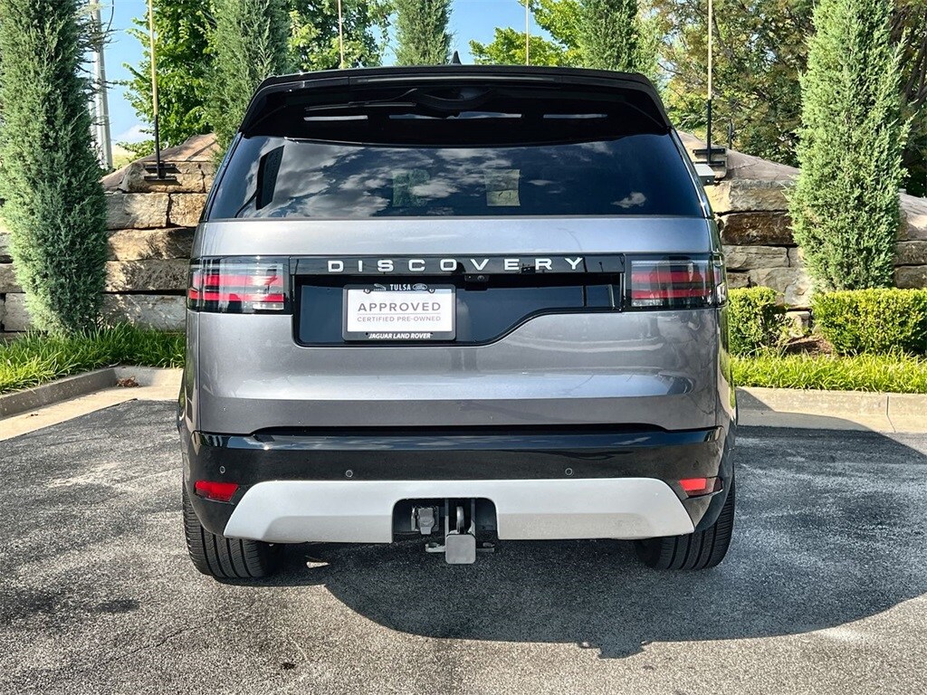 2025 Land Rover Discovery Metropolitan Edition photo 4