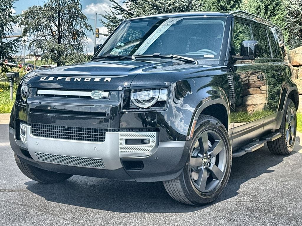 2025 Land Rover Defender 110 S