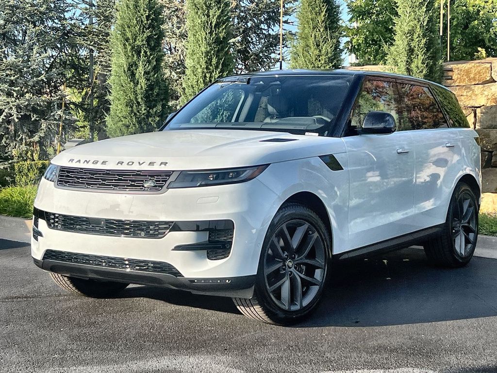 2025 Land Rover Range Rover Sport SE