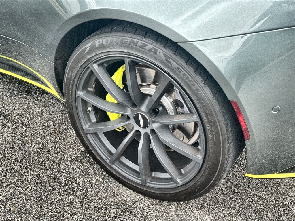 2019 Aston Martin DB11 AMR photo 4