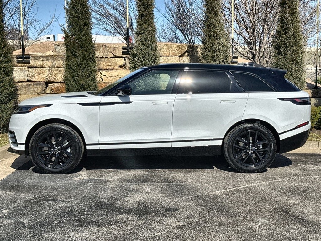 2025 Land Rover Range Rover Velar SE photo 2