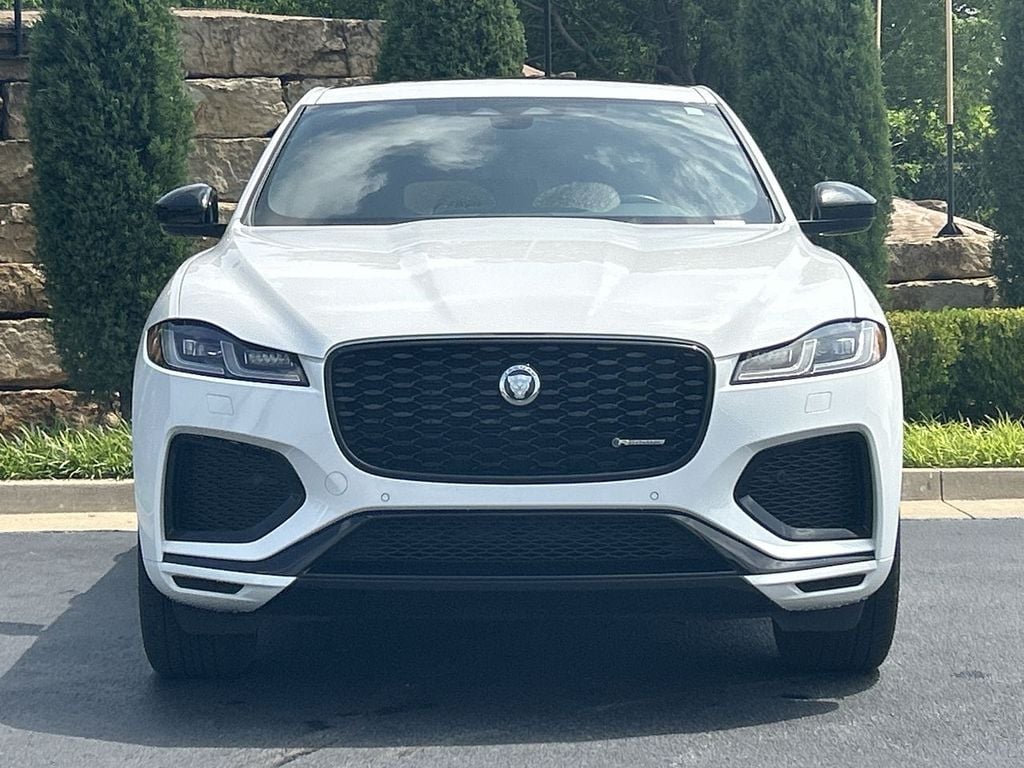 2025 Jaguar F-PACE R-Dynamic S - Photo 8