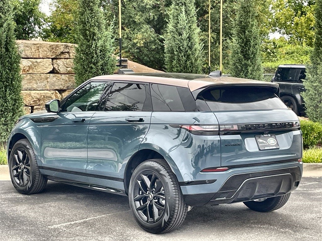 2025 Land Rover Range Rover Evoque photo 3