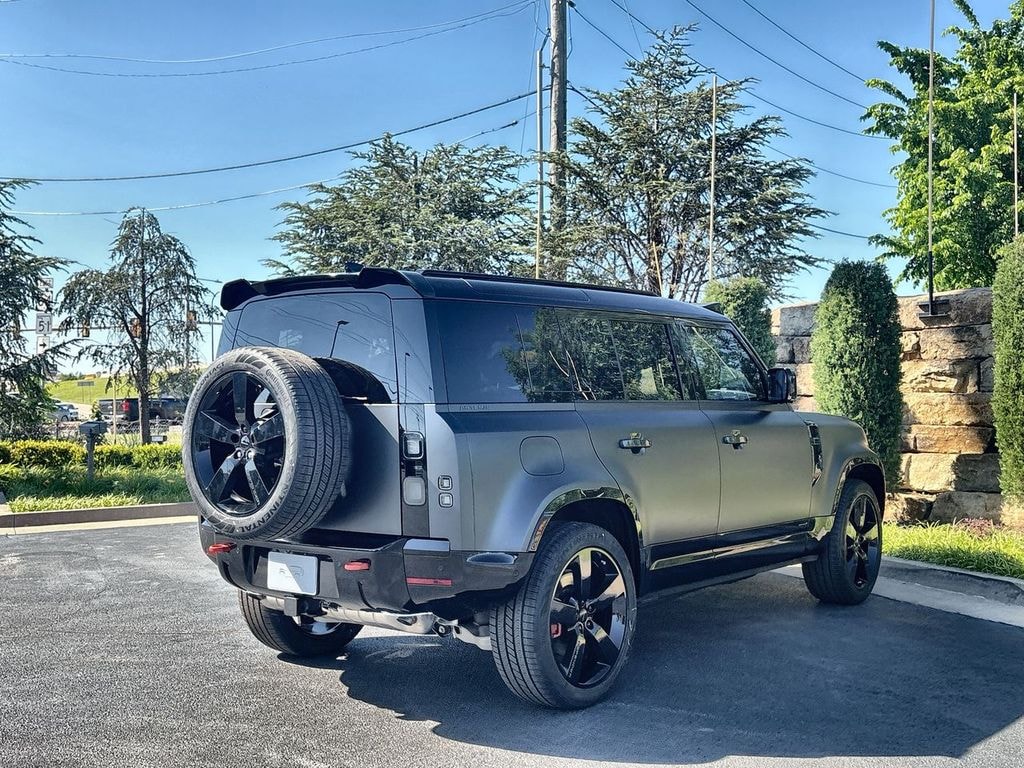 New 2026 Land Rover Defender 110 X 400PS SUV
