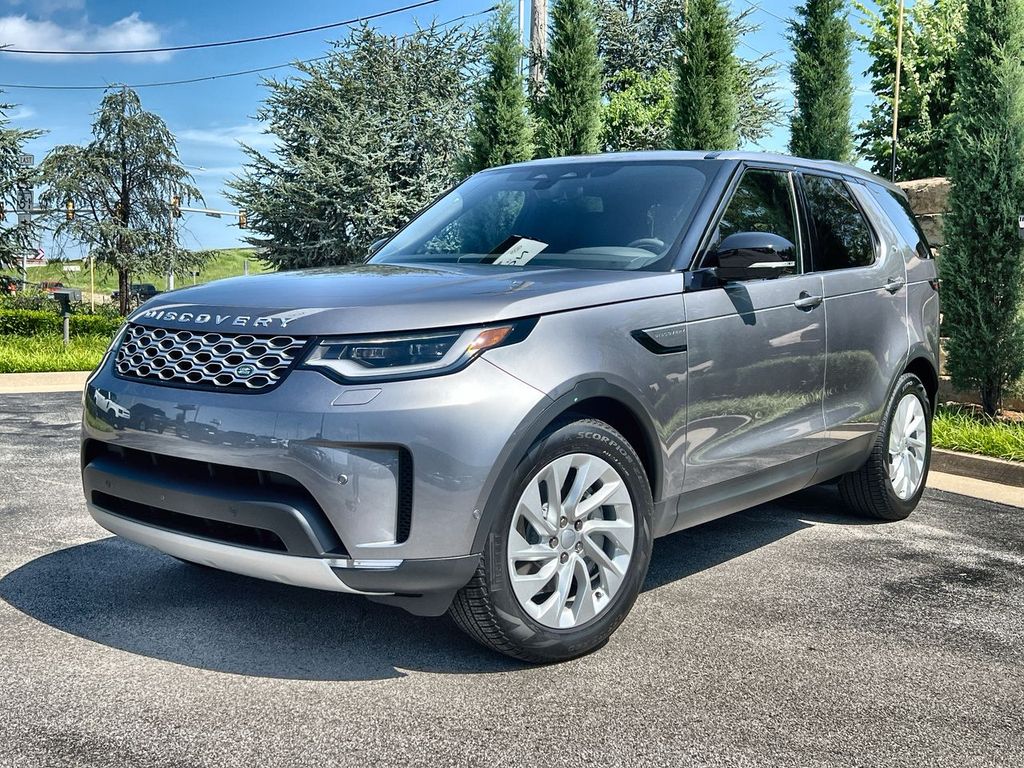 2025 Land Rover Discovery S SUV