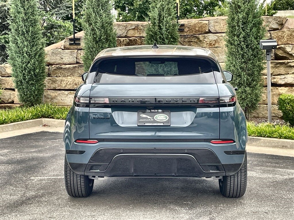 2025 Land Rover Range Rover Evoque photo 4