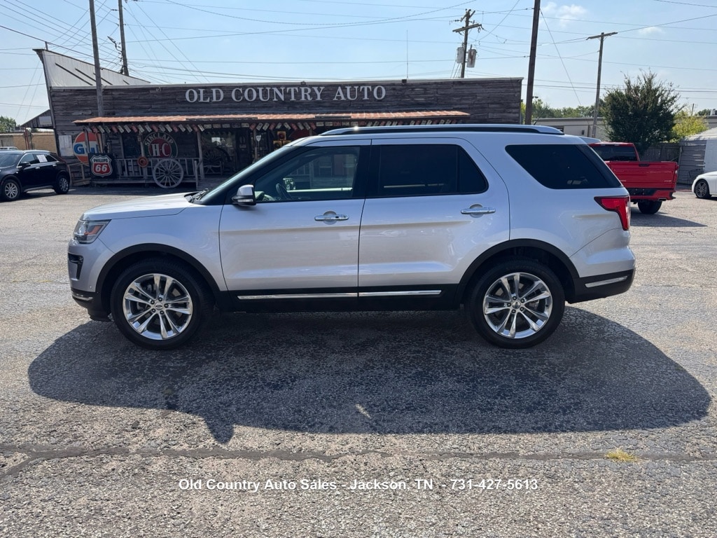 2019 Ford Explorer Limited 4WD's photo