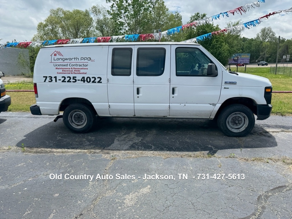 2012 Ford E-Series Econoline Van Commercial