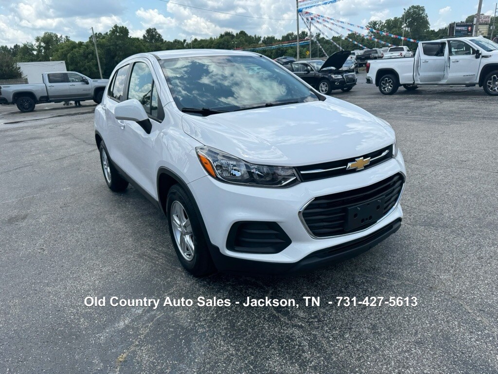 2020 Chevrolet Trax LS photo 4