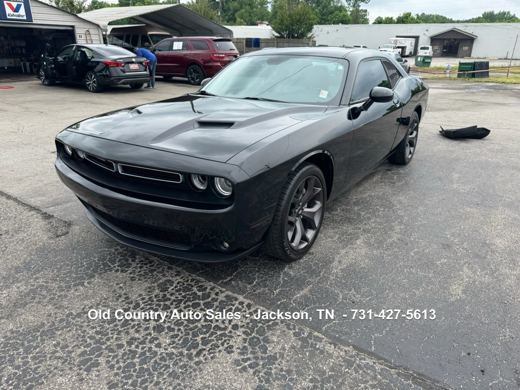 Used 2018 Dodge Challenger SXT Coupe
