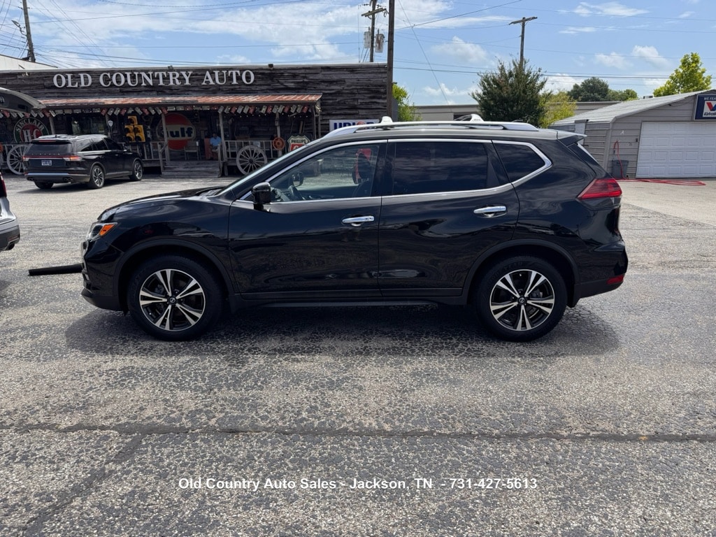 2019 Nissan Rogue SV FWD's photo