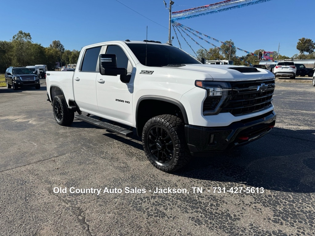 Used 2025 Chevrolet Silverado 2500H LT Pickup