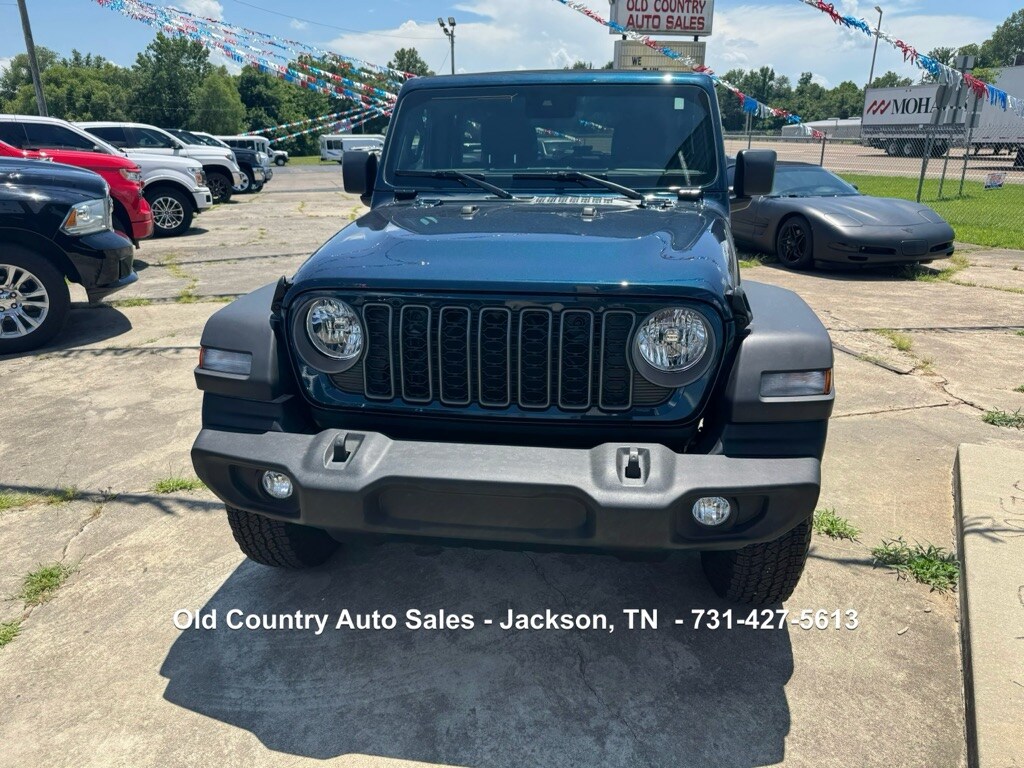 2025 Jeep Wrangler Sport photo 4