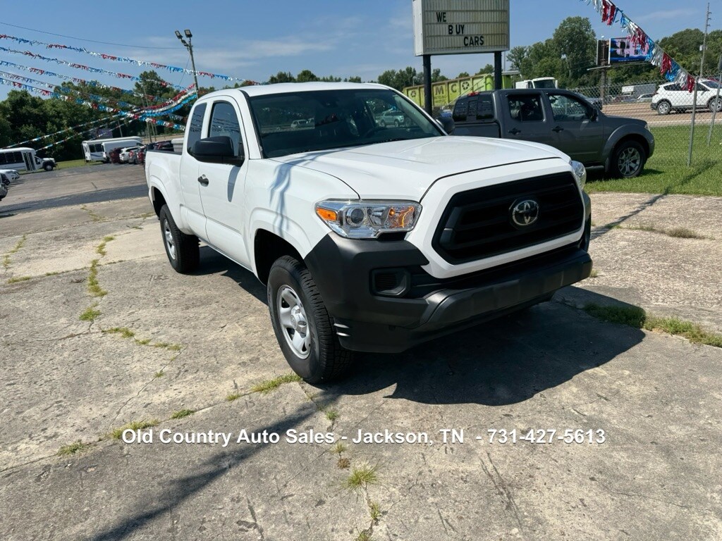 2020 Toyota Tacoma SR photo 3
