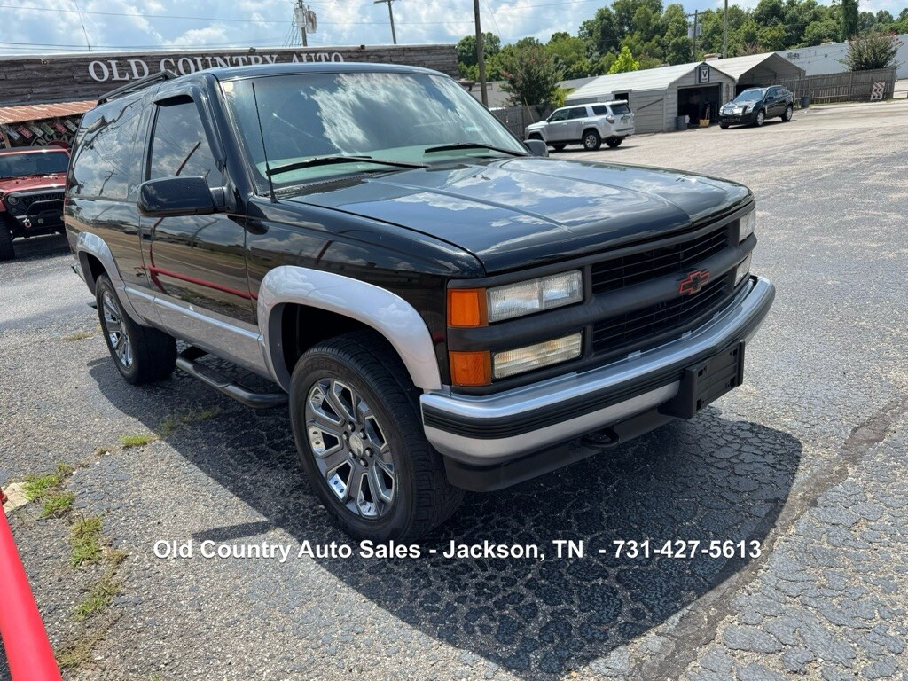 1997 Chevrolet Tahoe photo 3