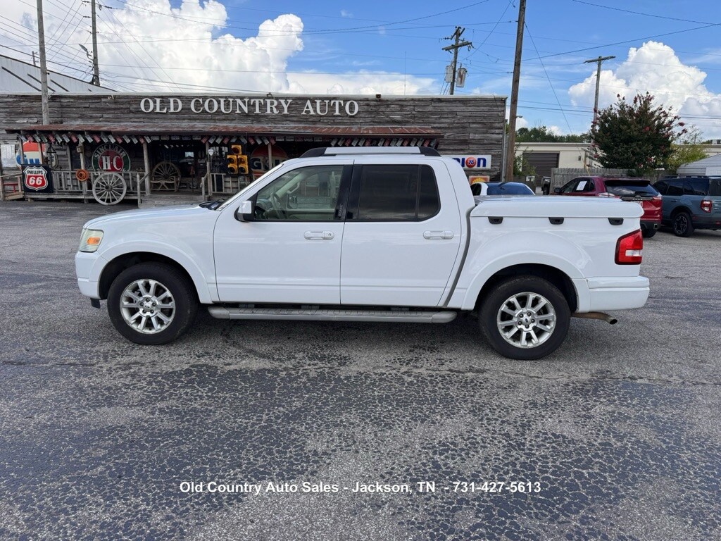 White 2007 Ford Explorer Sport Trac Pickup Truck Rear-Wheel Drive Automatic