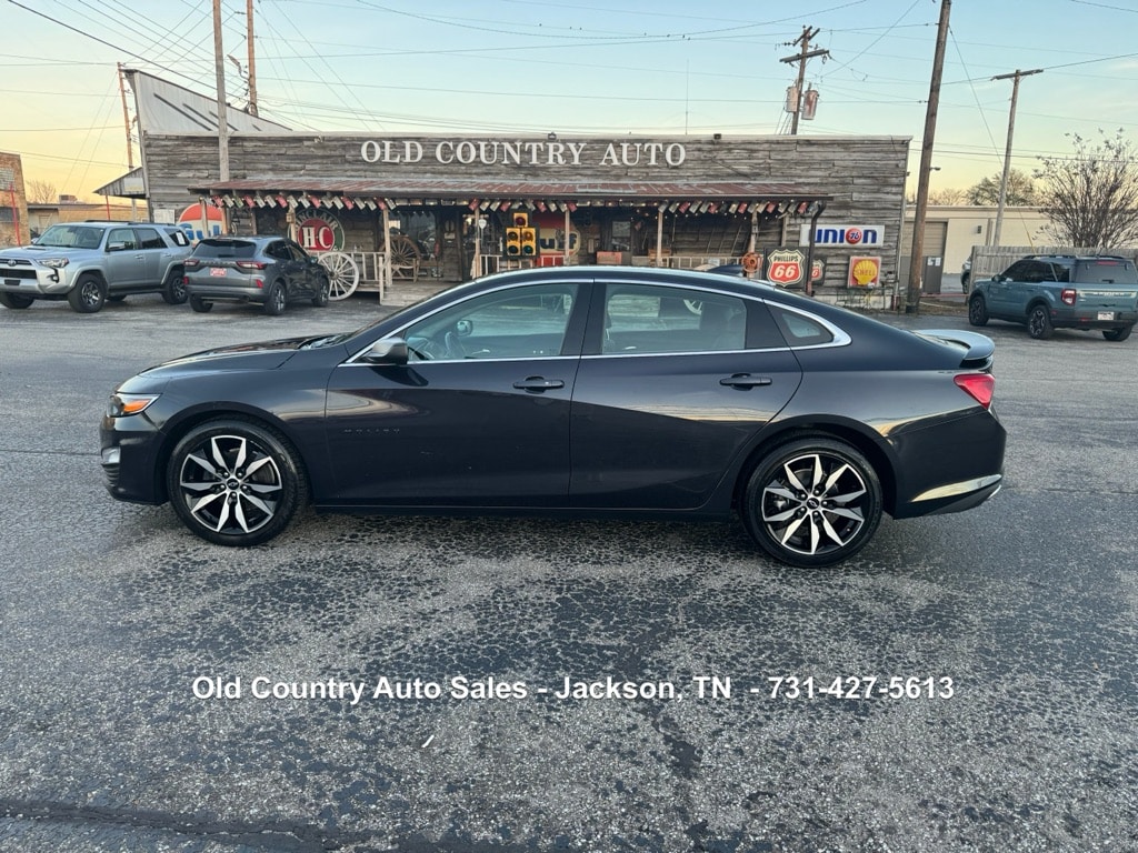 2023 Chevrolet Malibu RS's photo