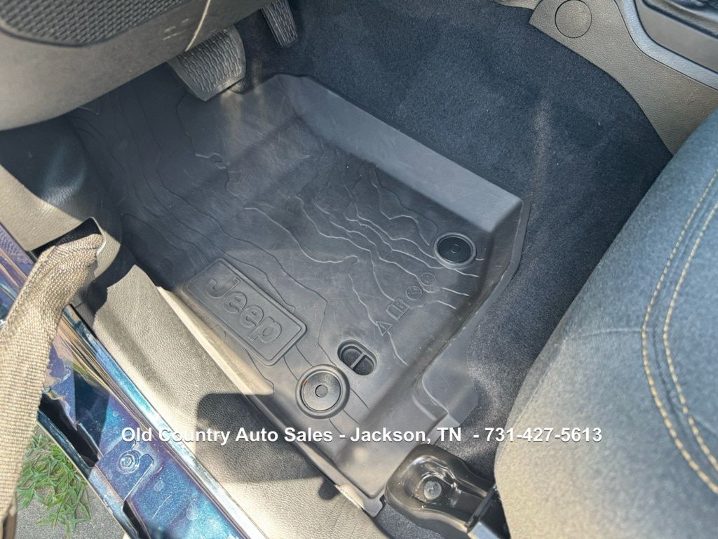 2025 Jeep Wrangler 4-Door Sport S - Photo 32