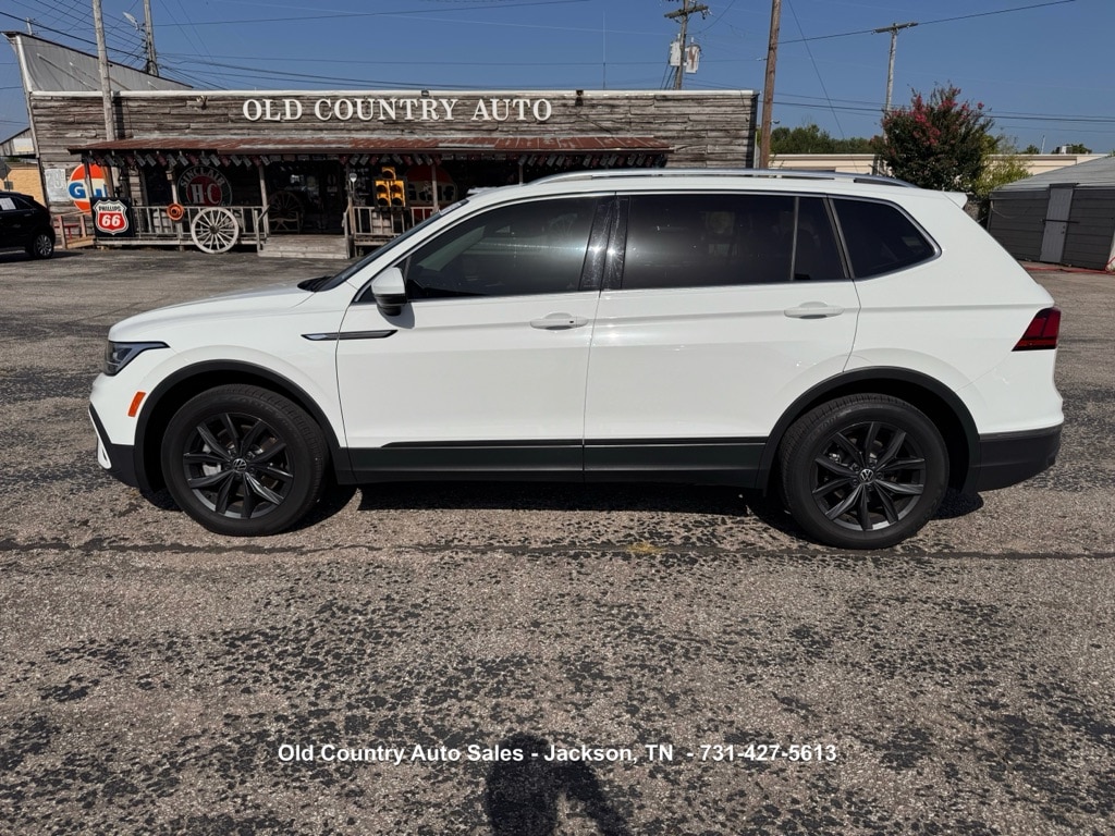 2024 Volkswagen Tiguan 2.0T SE's photo