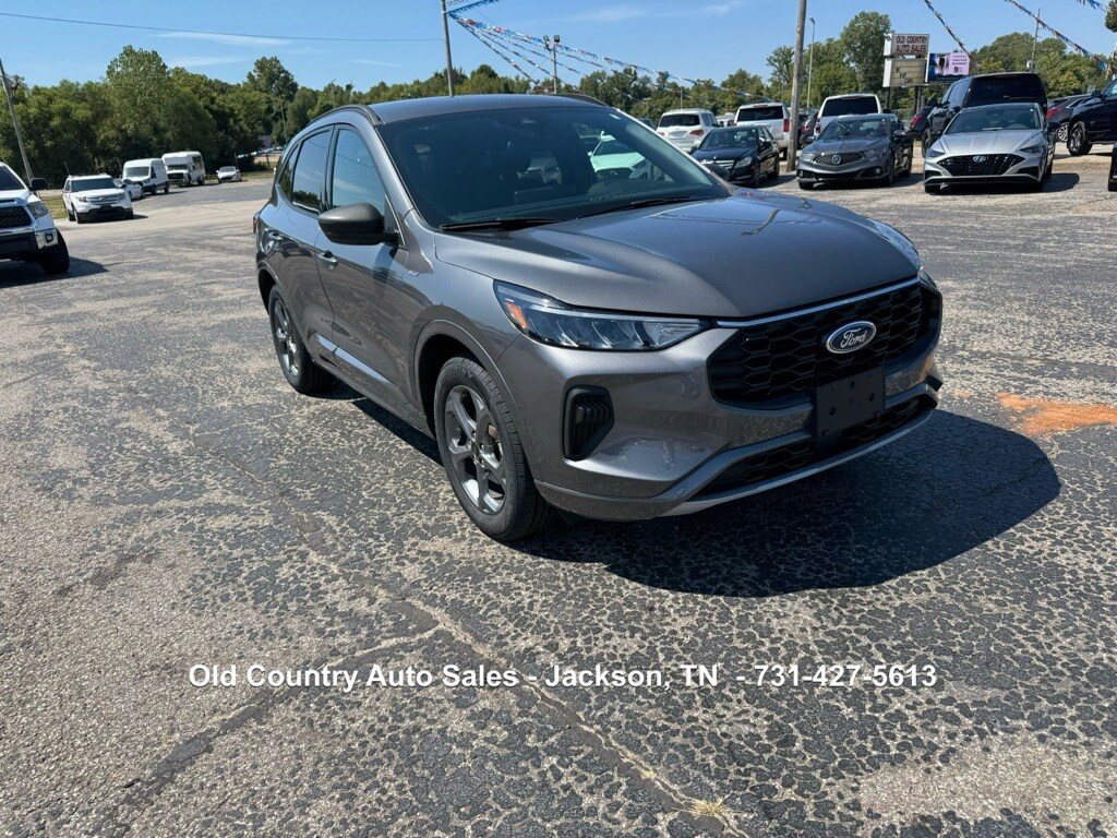 2023 Ford Escape photo 3