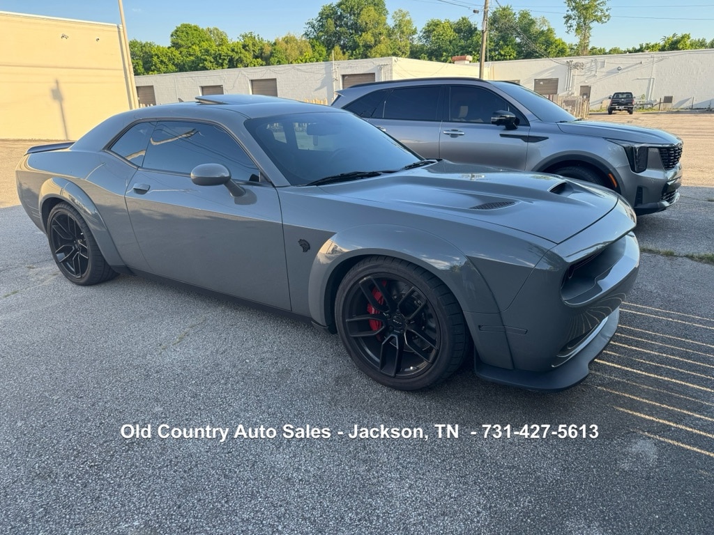 2017 Dodge Challenger SRT Hellcat's photo
