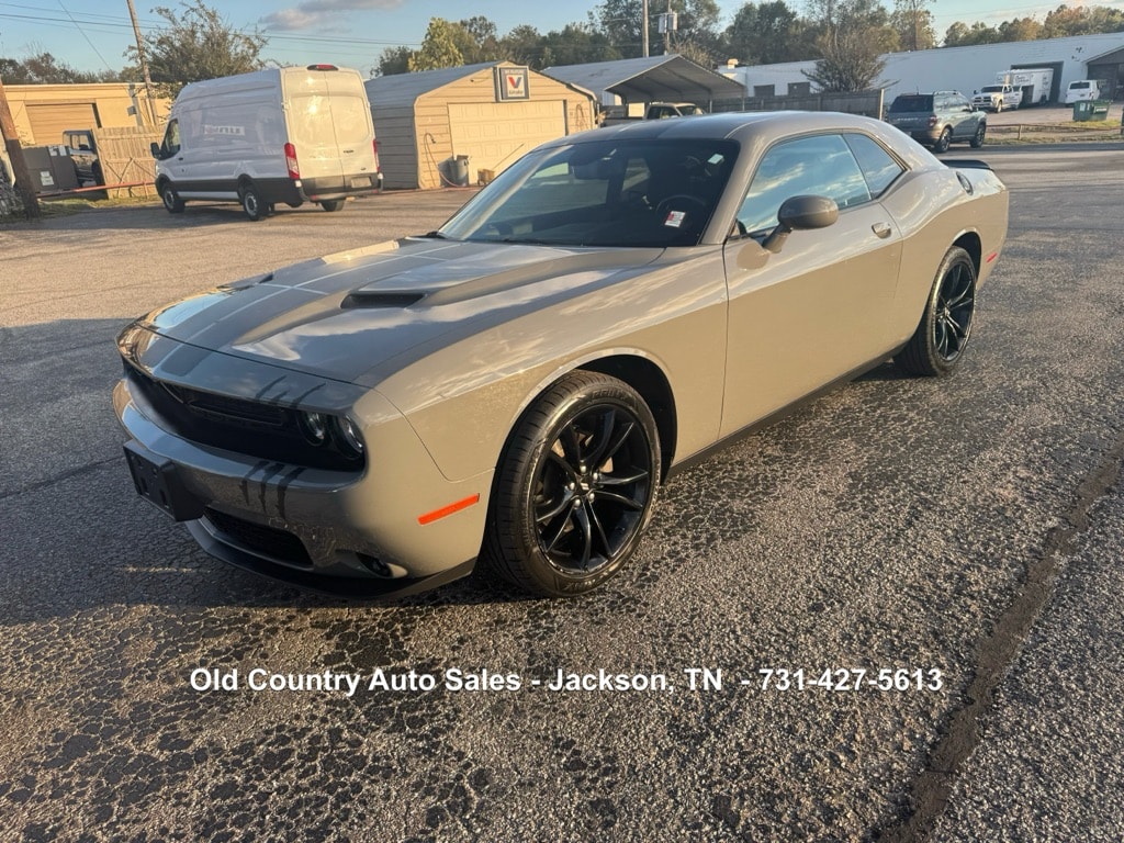 Used 2018 Dodge Challenger SXT Coupe