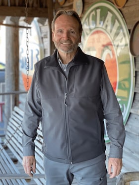 Staff member Lenny Cuthbertson from e6af92380302