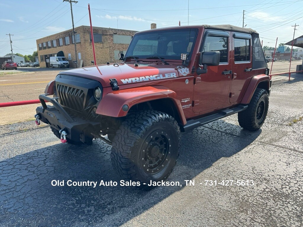 2014 Jeep Wrangler Sahara photo 2