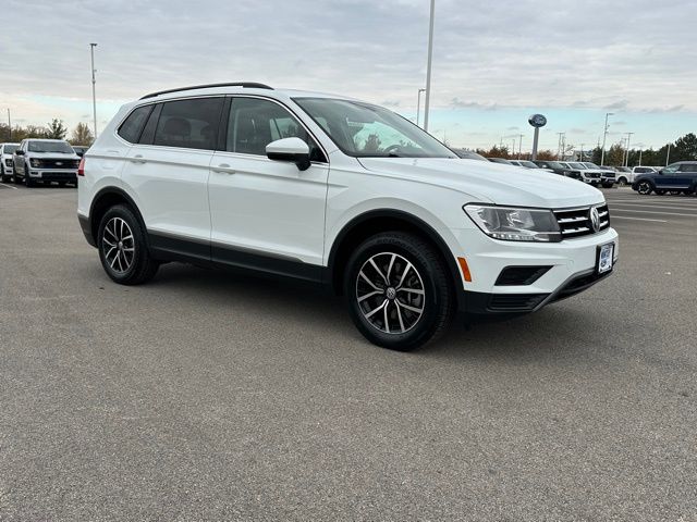 2021 Volkswagen Tiguan R-Line Black SEL photo 2