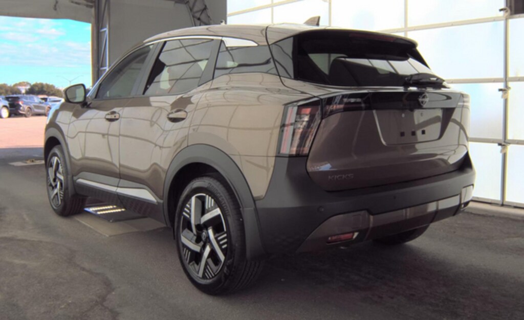 Used 2025 Nissan Kicks SV SUV