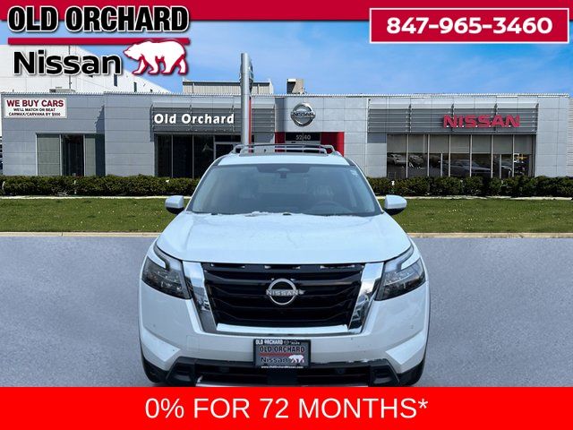2025 Nissan Pathfinder Platinum photo 2