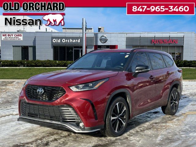 2022 Toyota Highlander XSE's photo