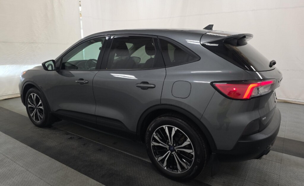 Used 2022 Ford Escape SE SUV