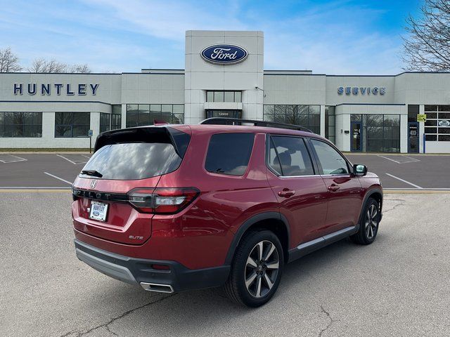 2023 Honda Pilot Elite photo 3