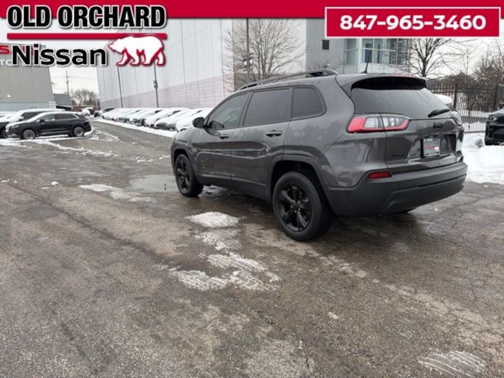 Used 2021 Jeep Cherokee Altitude SUV